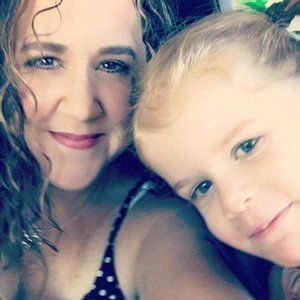 Meet your Posher, Lorraine